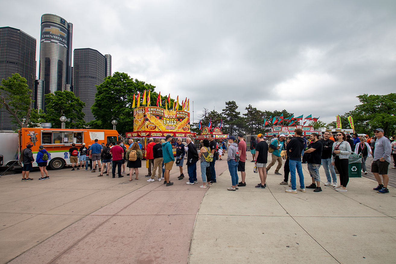 Food vendor at the Detroit GP with a long line