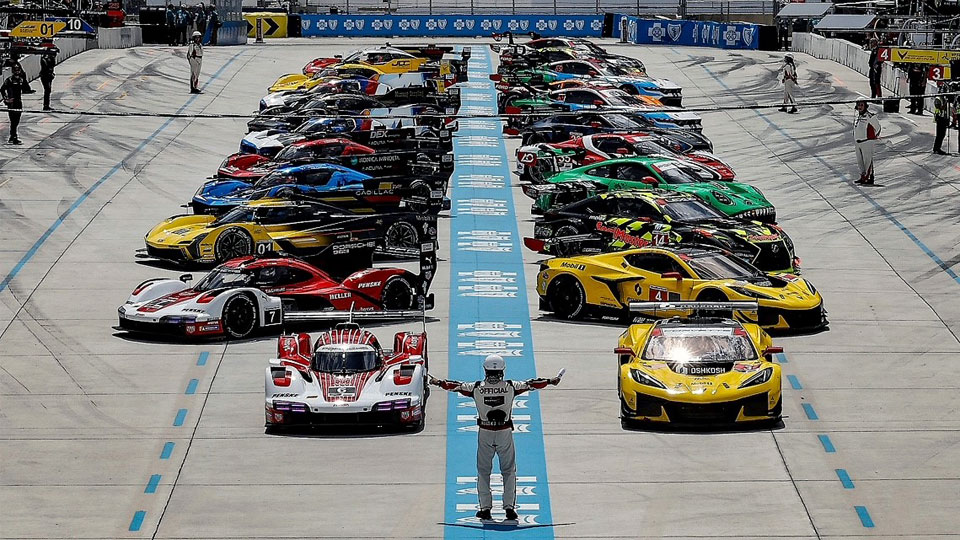 IMSA cars on the starting grid in 2024